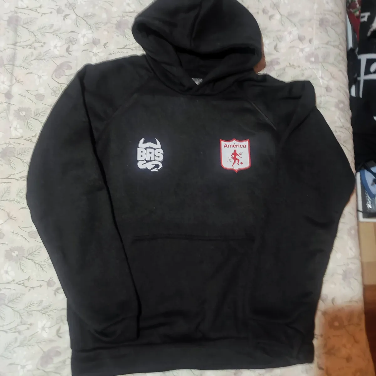Buzo personalizado BRS América