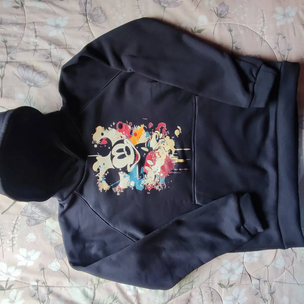 Buzo Mickey graffiti